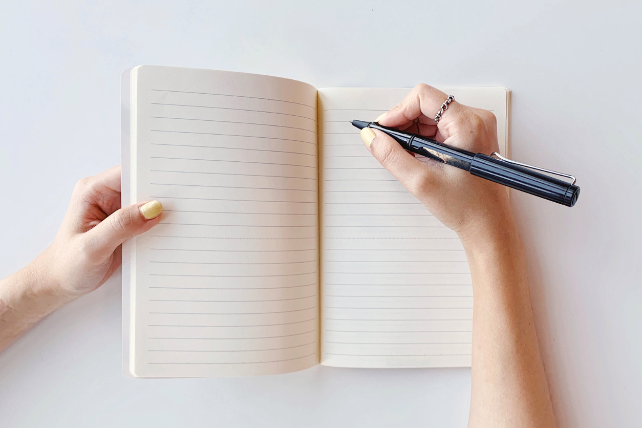 skriver og planlegger for våren